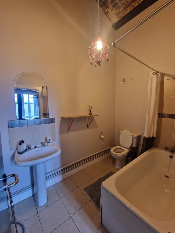 The Loft Apartment เบลฟาสต์ ภายนอก รูปภาพ